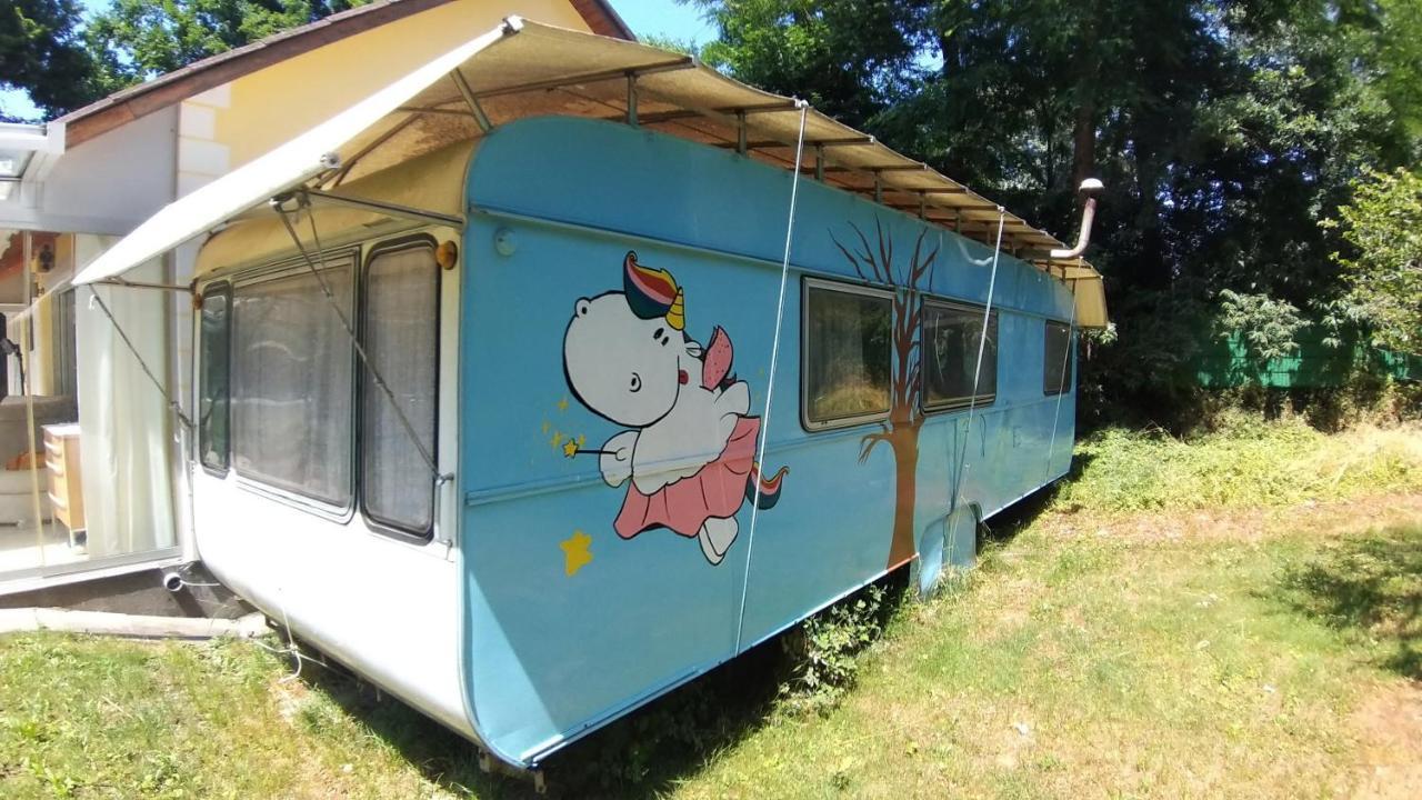 Erlebe Unseren Verein Im Geraeumigen Wohnwagen! Feldkirchen bei Graz Esterno foto